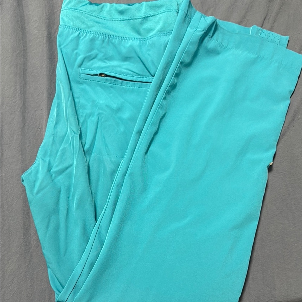 Teal Scrub Set - image 2